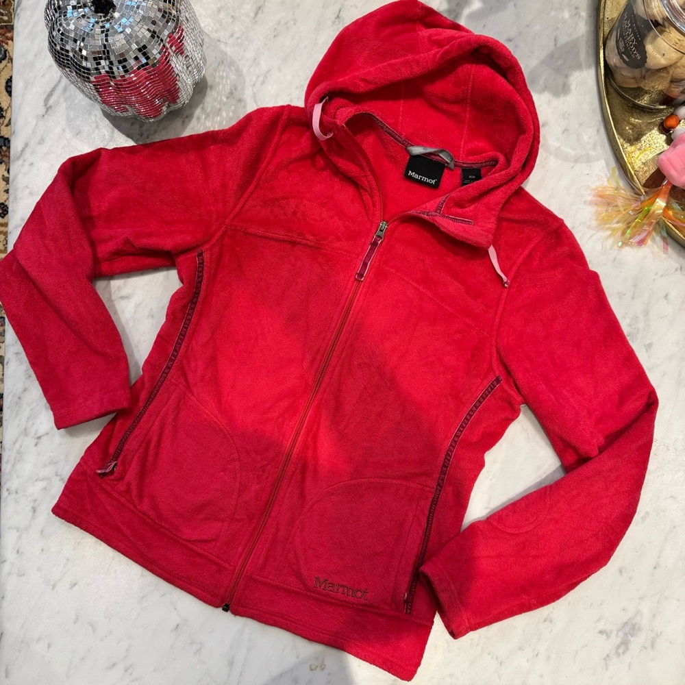 Fuzzy Fleece Marmot Pink Long Sleeve Hoodie Perfect Winter Layer Lightweight